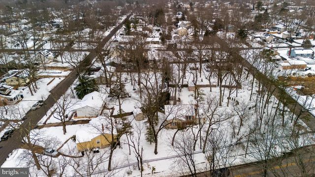 16 E WOODBURN AVE, Pine Hill, NJ 08021