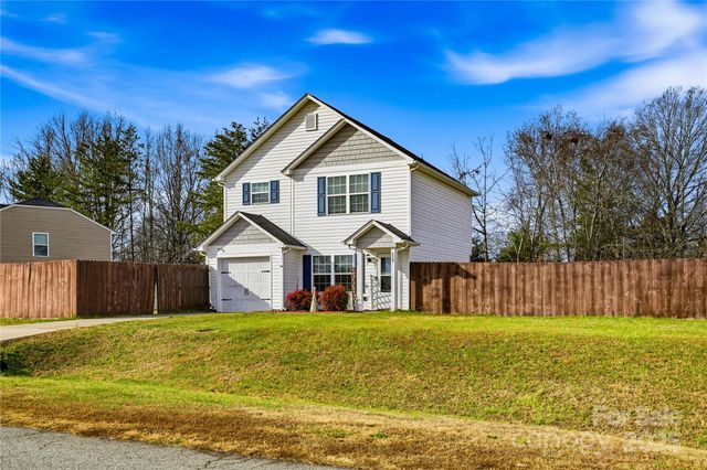 228 Hollybrook Court, Salisbury, NC 28147