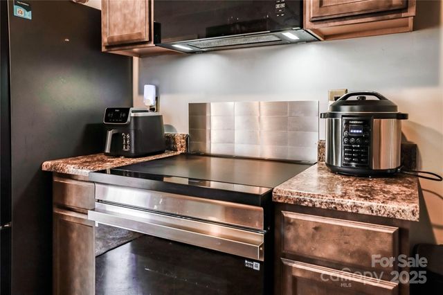 228 Hollybrook Court, Salisbury, NC 28147