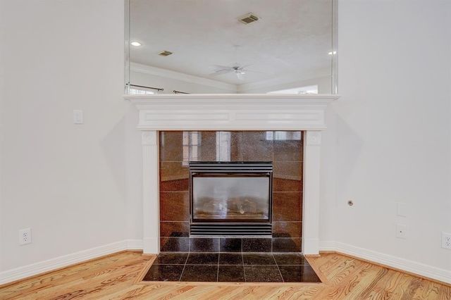 2822 Briarhurst Park, Houston, TX 77057