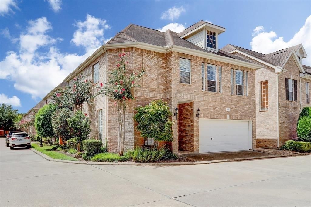 2822 Briarhurst Park, Houston, TX 77057