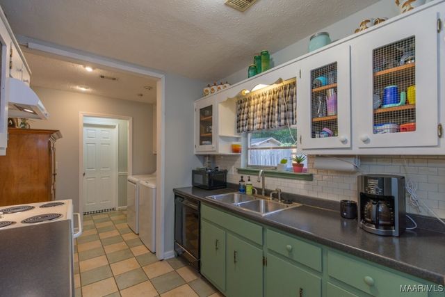 615 Sarver Avenue, Montgomery, AL 36109