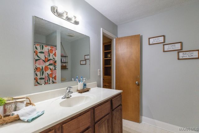 615 Sarver Avenue, Montgomery, AL 36109