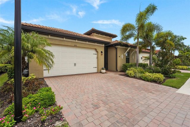 696 RAVELLO BOULEVARD, Nokomis, FL 34275