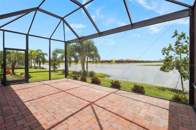696 RAVELLO BOULEVARD, Nokomis, FL 34275