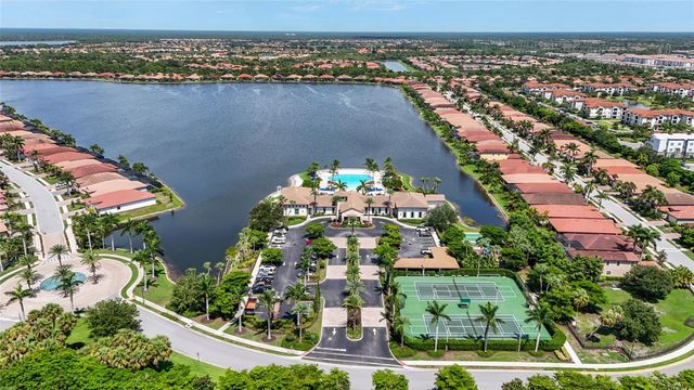 696 RAVELLO BOULEVARD, Nokomis, FL 34275