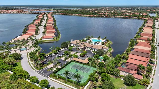 696 RAVELLO BOULEVARD, Nokomis, FL 34275