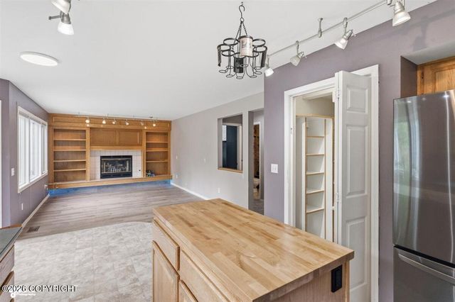 2416 Brook Hill Circle, Anchorage, AK 99516