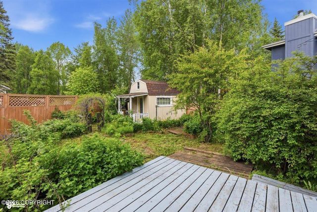 2416 Brook Hill Circle, Anchorage, AK 99516