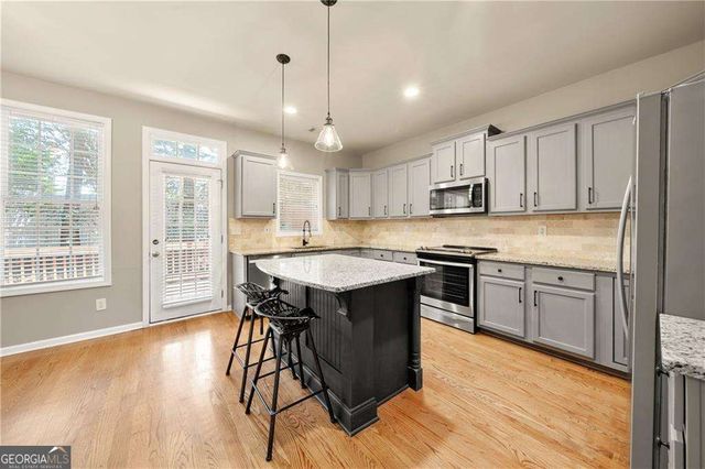 2402 Waters Edge Trail, Roswell, GA 30075