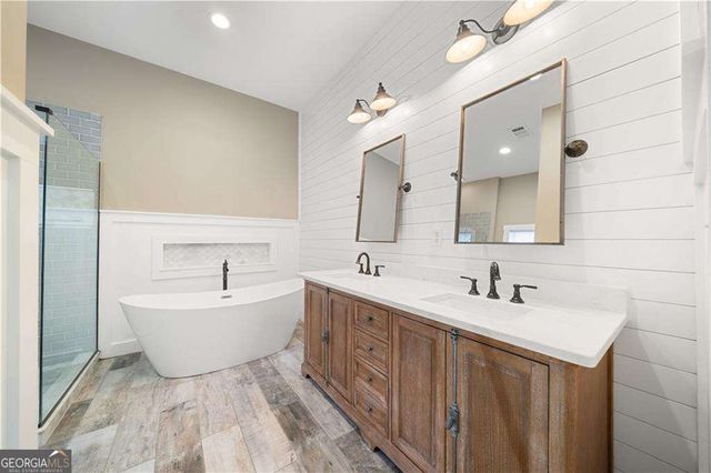 2402 Waters Edge Trail, Roswell, GA 30075