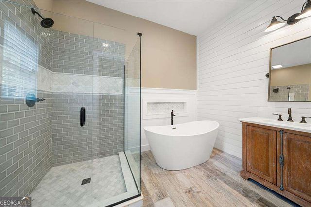 2402 Waters Edge Trail, Roswell, GA 30075