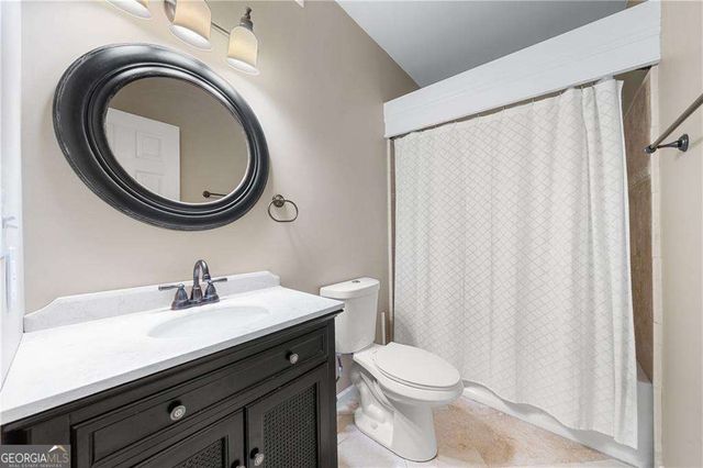 2402 Waters Edge Trail, Roswell, GA 30075