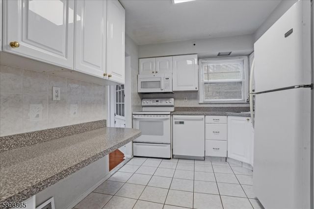 340 Livingston Ave, New Providence Boro, NJ 07974