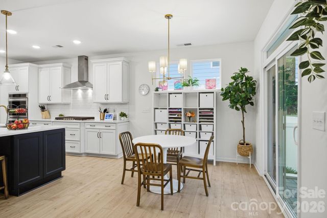 115 Summerhill Drive, Mooresville, NC 28115