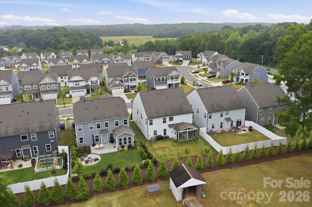 115 Summerhill Drive, Mooresville, NC 28115