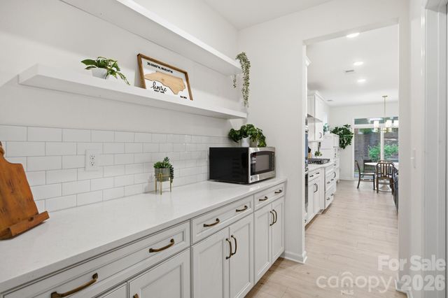 115 Summerhill Drive, Mooresville, NC 28115