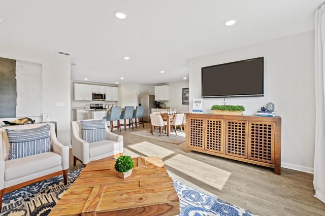 1949 Tree Swallow Drive, Tallahassee, FL 32311