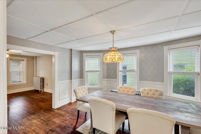 2115 Colgate Place, Schenectady, NY 12304
