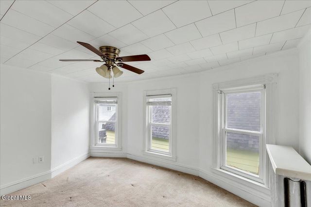 2115 Colgate Place, Schenectady, NY 12304
