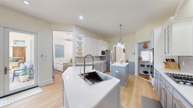 1616 Village Trail, Keller, TX 76248