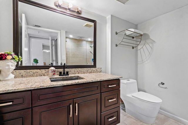 2620 S University Drive 309, Davie, FL 33328