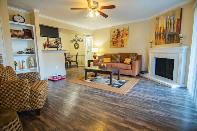 1230 Fm 1960 Bypass Road E 723, Humble, TX 77338