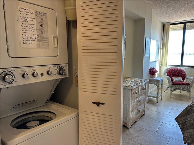 6295 BAHIA DEL MAR CIRCLE 408, St Petersburg, FL 33715