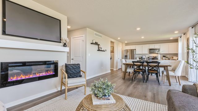 2783 Cecelia Drive, Hiawatha, IA 52233