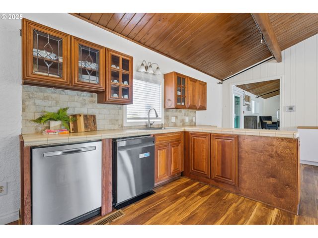 19824 S BUTTE Rd, Beavercreek, OR 97004