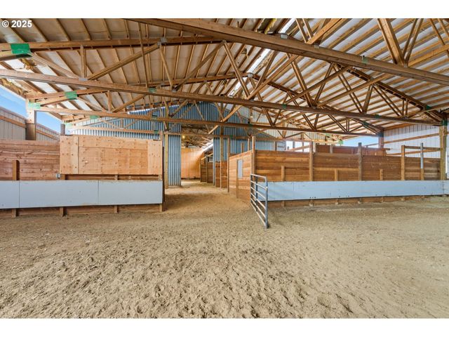 19824 S BUTTE Rd, Beavercreek, OR 97004