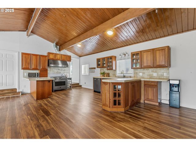 19824 S BUTTE Rd, Beavercreek, OR 97004