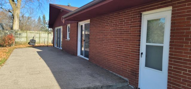 5161 Sharon Street, Kalamazoo, MI 49004