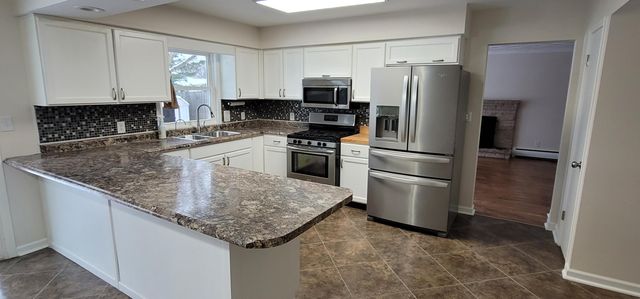 5161 Sharon Street, Kalamazoo, MI 49004