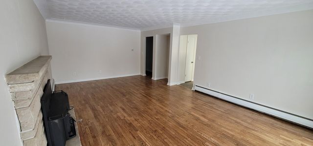 5161 Sharon Street, Kalamazoo, MI 49004