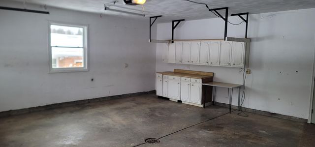 5161 Sharon Street, Kalamazoo, MI 49004