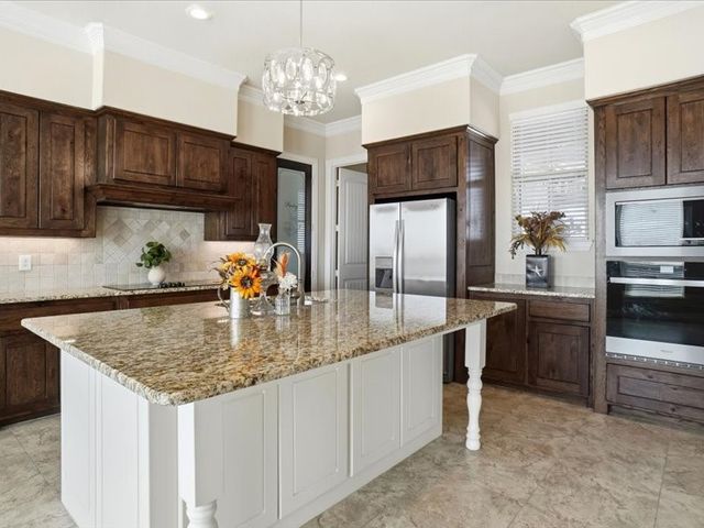 4021 J E Woody Road, Springtown, TX 76082