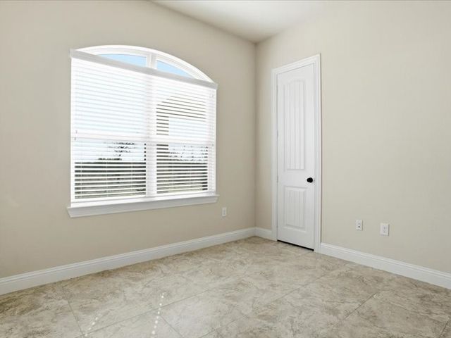 4021 J E Woody Road, Springtown, TX 76082