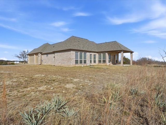 4021 J E Woody Road, Springtown, TX 76082