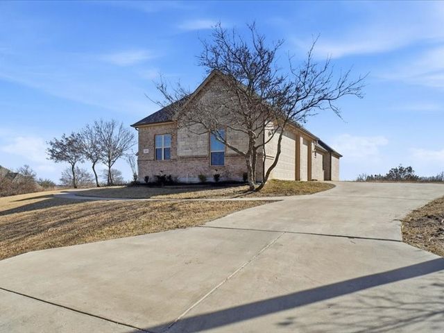 4021 J E Woody Road, Springtown, TX 76082