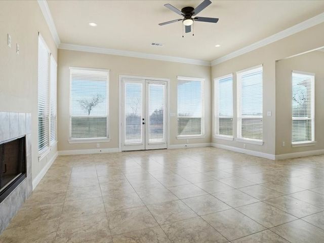 4021 J E Woody Road, Springtown, TX 76082