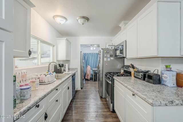 6631 W Lazy H, Tucson, AZ 85757