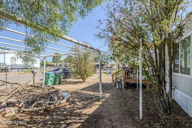 6631 W Lazy H, Tucson, AZ 85757