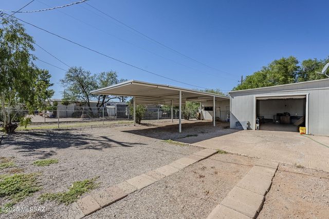6631 W Lazy H, Tucson, AZ 85757