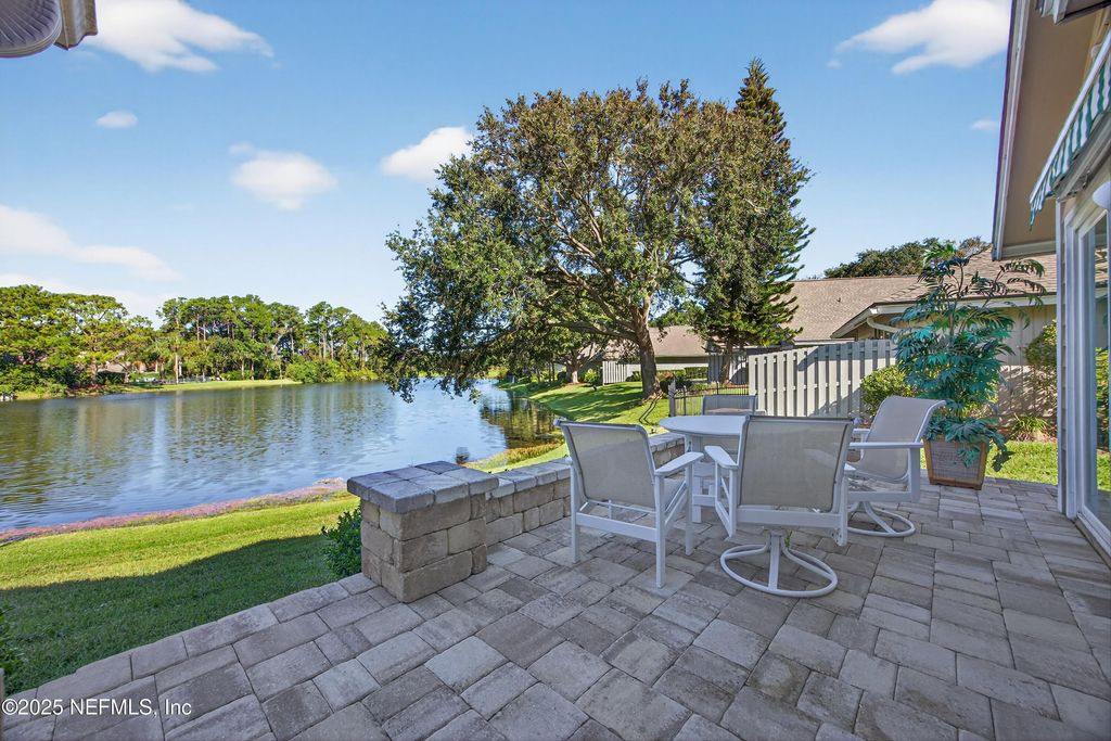 27 CARRIAGE Lane, Ponte Vedra Beach, FL 32082