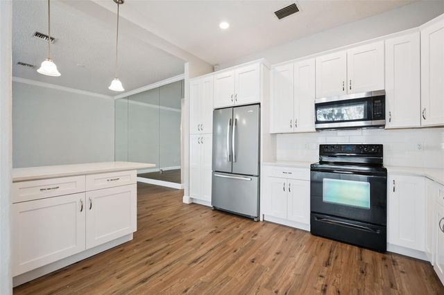 255 BLACKWATER PLACE, Longwood, FL 32750