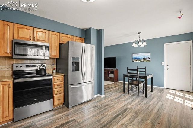 5465 Escondido Drive, Colorado Springs, CO 80918