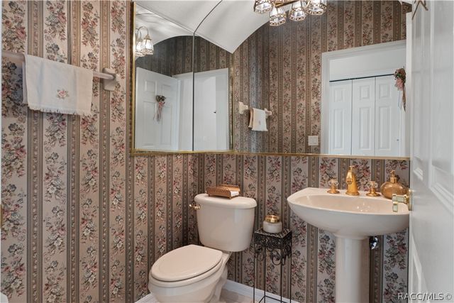 1969 N Yawkey Point, Hernando, FL 34442