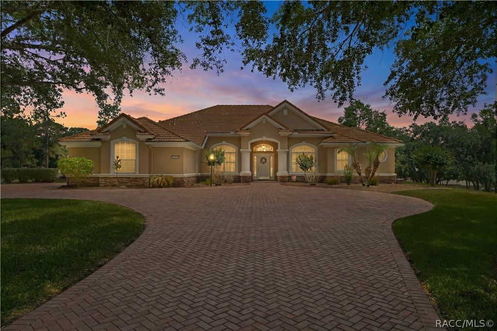 1969 N Yawkey Point, Hernando, FL 34442