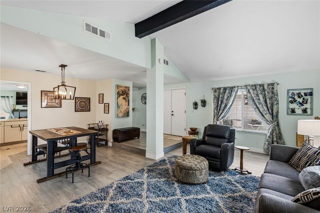 4476 Sunny Dunes Drive, Las Vegas, NV 89121